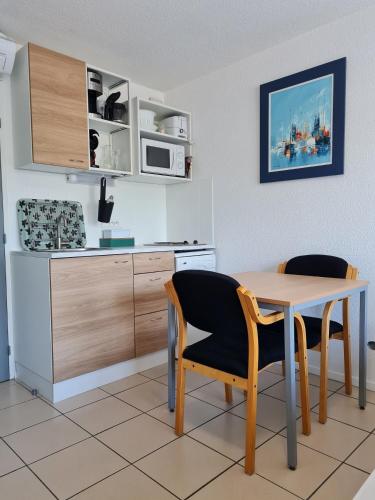 Studio climatise 1 a 4 personnes vue mer in Le Grau-du-Roi