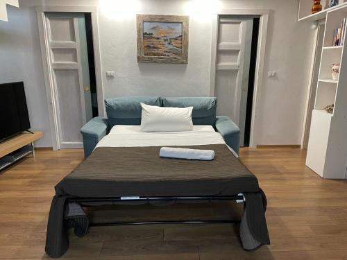 Donna Serena Aci Castello – Aci Castello, CA