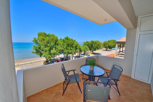  Sea Breeze in Kissamos