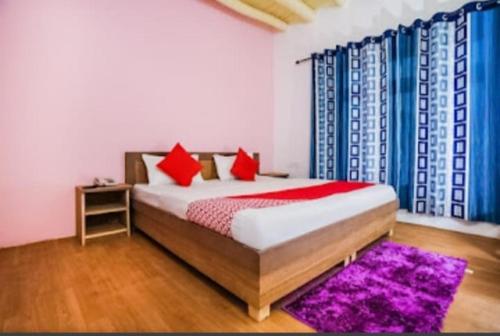 Sunny cannopy guest house