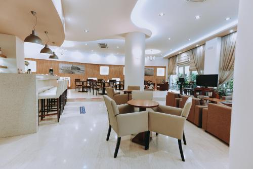 Athinaiko Hotel - image 9