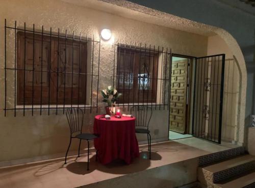  La Marina House - Cozy Quite & Private in La Marina