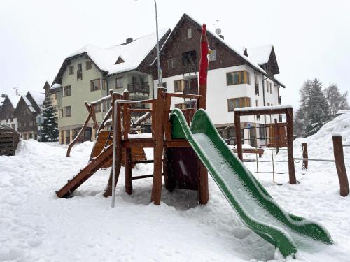 Playground, Studio Paula in Rokytnice nad Jizerou