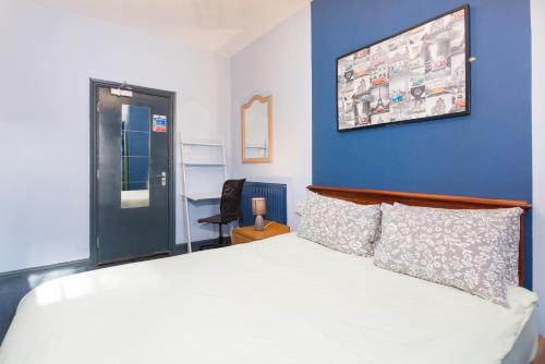 Russell Scott Backpackers - Sheffield - image 12