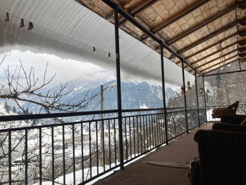 ლენტეხის მთის სასტუმრო - Lentekhi Mountain Inn in Lentekhi