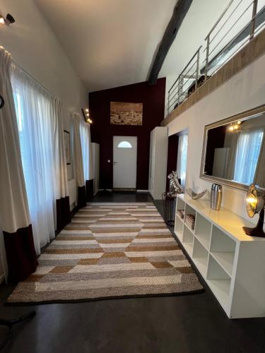 Intrare, BLB Loft Luxury House in Villenave-d'Ornon