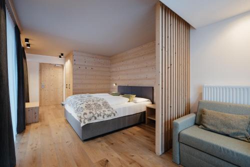 Superior Double or Twin Room with Mountain View