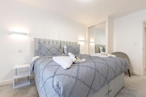 Picture of Royal White Swan ,1 Bed Apartament In Southampton Ocean Village