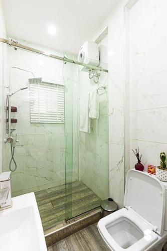 Beautiful One Bedroom Miniflat Admiralty way Lekki phase 1