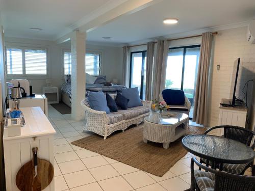 大海私語住宿加早餐旅館 (Sea Whispers) in 凱馬