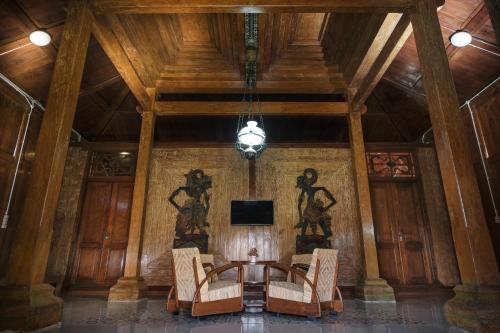 Kampoeng Joglo Boutique Hotel – Ngaglik, MN