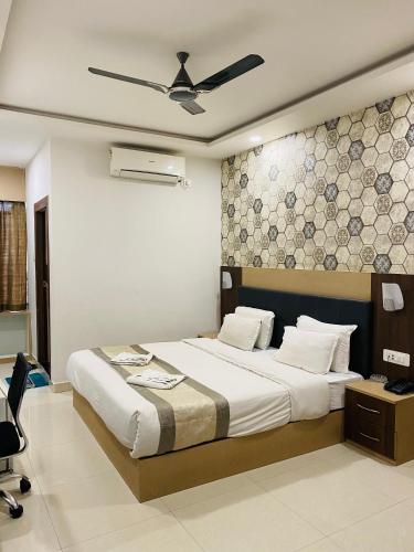 Hotel Saayein Residency