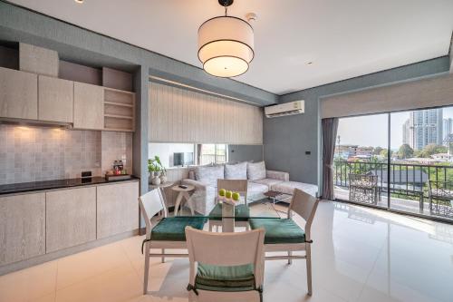 Pattaya Manhattan Pattaya Hotel 4-Star Hotel lobby