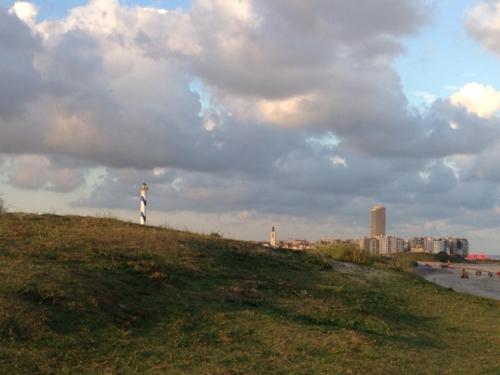  Voeten in het zand in Ostende
