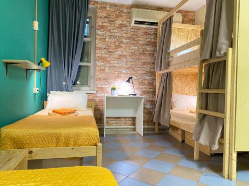 Nice Hostel on Peterburgskaya - image 13
