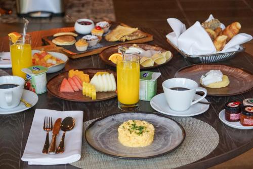 339007756 Crowne Plaza Porto by IHG
