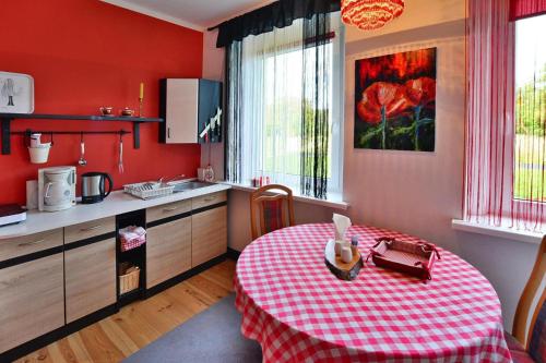 Comfortable 2 person holiday apartment in the countryside Drezno