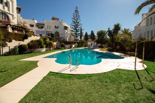  Apartamento Calypso, sol y playa in Sitio de Calahonda