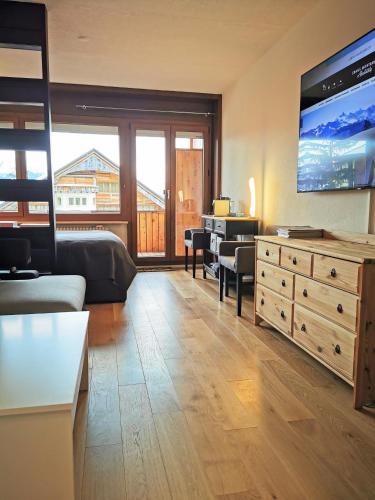 Crans Montana centre chaleureux appartement proche des pistes ! - image 3