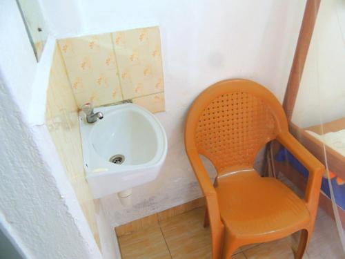Golden Monkey Guest House