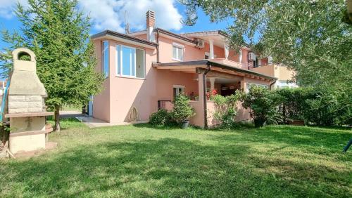  Stelia, Pension in Novigrad