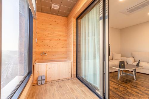 Urban-Est Hotel in Goyang-si