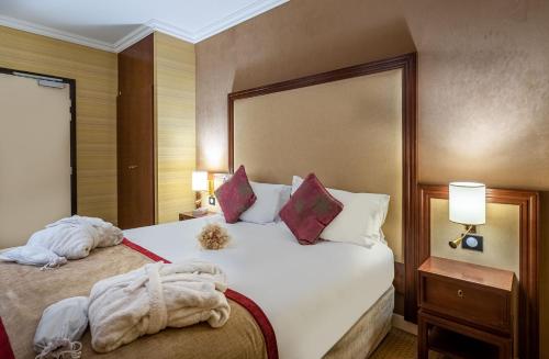 Hotel Saint Honore - image 2