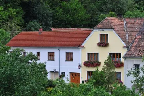 Weingut Piewald in Gut am Steg, Österreich