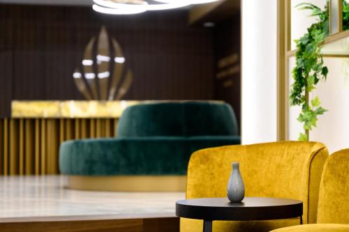 Emerald Hotel by Continental Group