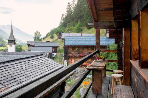 陽台/露台, Denkmalgeschützter Spycher total renoviert (Denkmalgeschutzter Spycher total renoviert) in 尼德華爾德