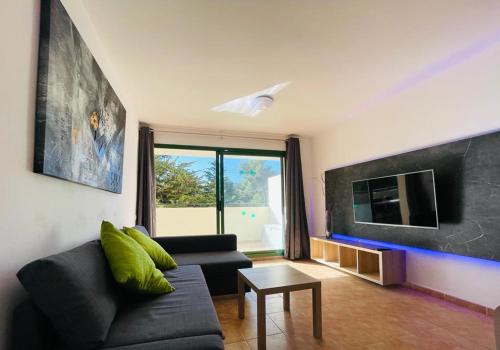 Apartamento reformado, soleado todo el dia,maravilloso entorno