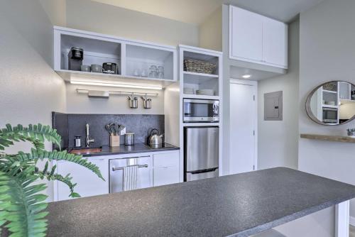 Inviting San Marcos Apartment with WasherandDryer in San Marcos, USA