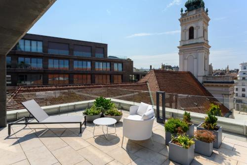 Balcony/terrace, Emerald Hotel near Budapest Eye