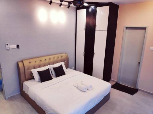 Super Spacious 3BR Atlantis