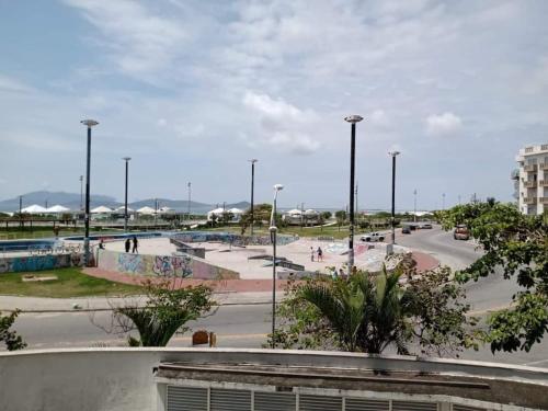 Lindíssimo apartamento com vista par o mar. – khách sạn tại Centro
