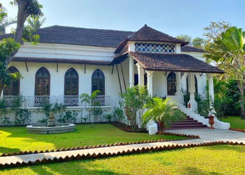 VILLA LOU GOA Heritage Portuguese House 1903 With Pool