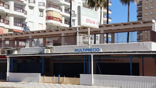Moderno apartamento. La mejor urbanización Gandia. - image 5