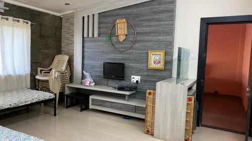 Mountvilla by paramount properties (society)