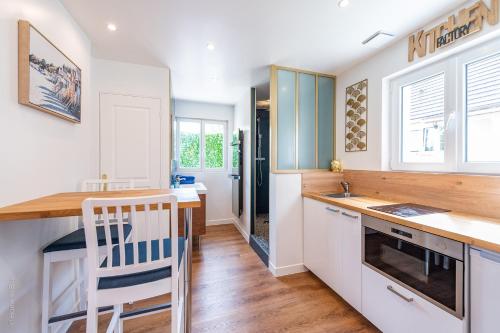 Love N Chic 3 Studios Disneyland 5 min in Шеси