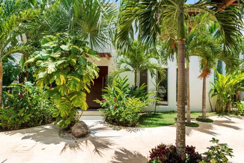Three-Bedroom Villa 3 image 3