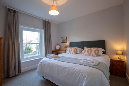 Luccombe Villa Holiday Apartments