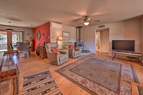 Pet-Friendly Oak Creek Home By Bell Rock and Sedona! - image 7