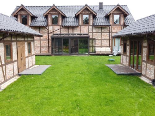 Residence in Zastan with Lake Access
