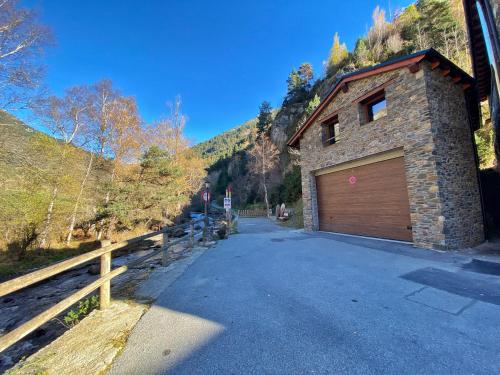 Pogled, Casa amb molt encant i tranquilitat. in Ansalonga