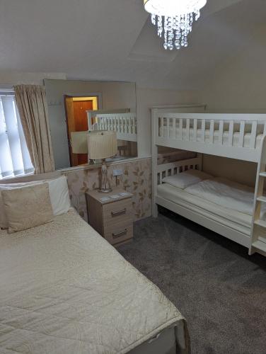 Family Room image 10