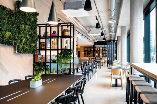 Staycity Aparthotels Frankfurt Airport - image 12
