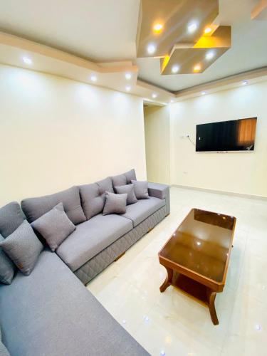 Lovely 3bdr Apartment