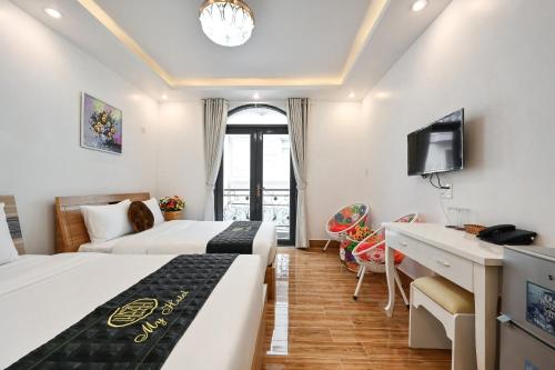 room detail thumbnail 0