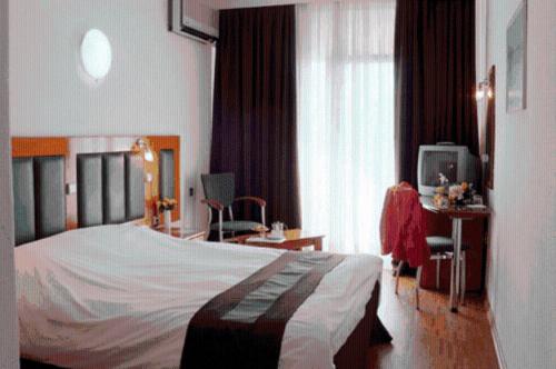 Elpida City Hotel in Serres