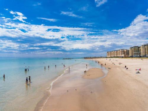 strand, Comfort Inn Glenelg in Glenelg